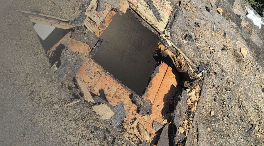 Why choose Simsbury Attic Mold Removal for attic mold removal in Simsbury